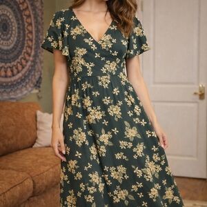 Blu Pepper Green Floral Midi Dress